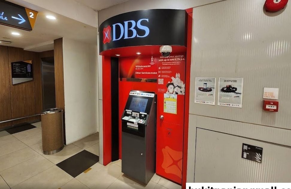 ATM (44th Street BP) 1 atm 44th street bp