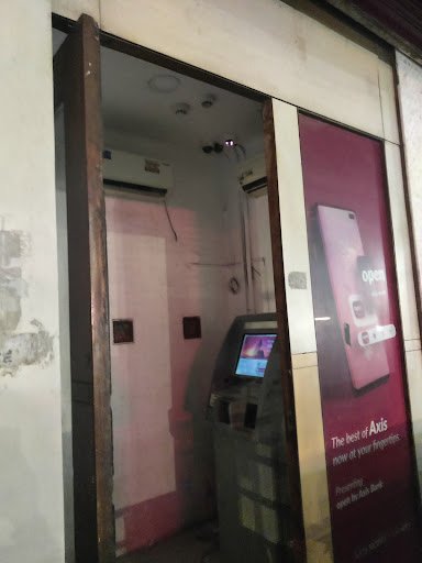 Axis Bank ATM