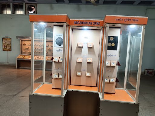 Rajkiya Sanghralay Jhansi Sbi Atm