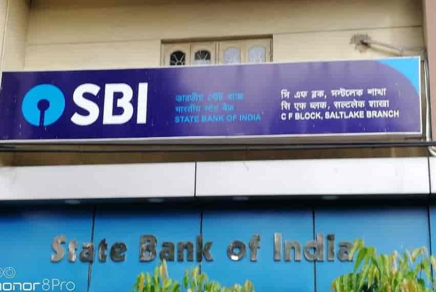 sbi atm sector 1 market